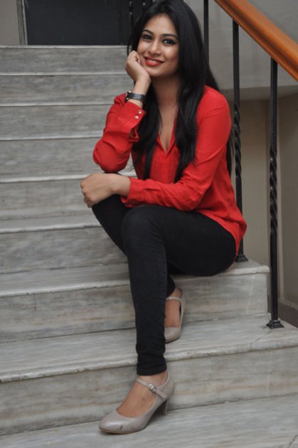 Zara-at-Bhai-Triple-Platinum-Disc